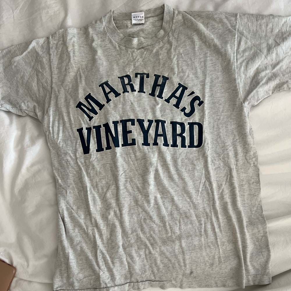 Vintage 90’s Martha’s Vineyard Fruit of the Loom Tee, Size Large